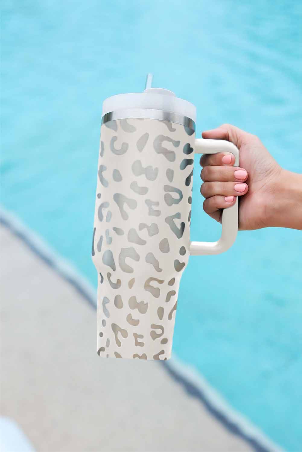 White Leopard Print 40OZ Stainless Steel Portable Cup with Handle - Mudiwa 