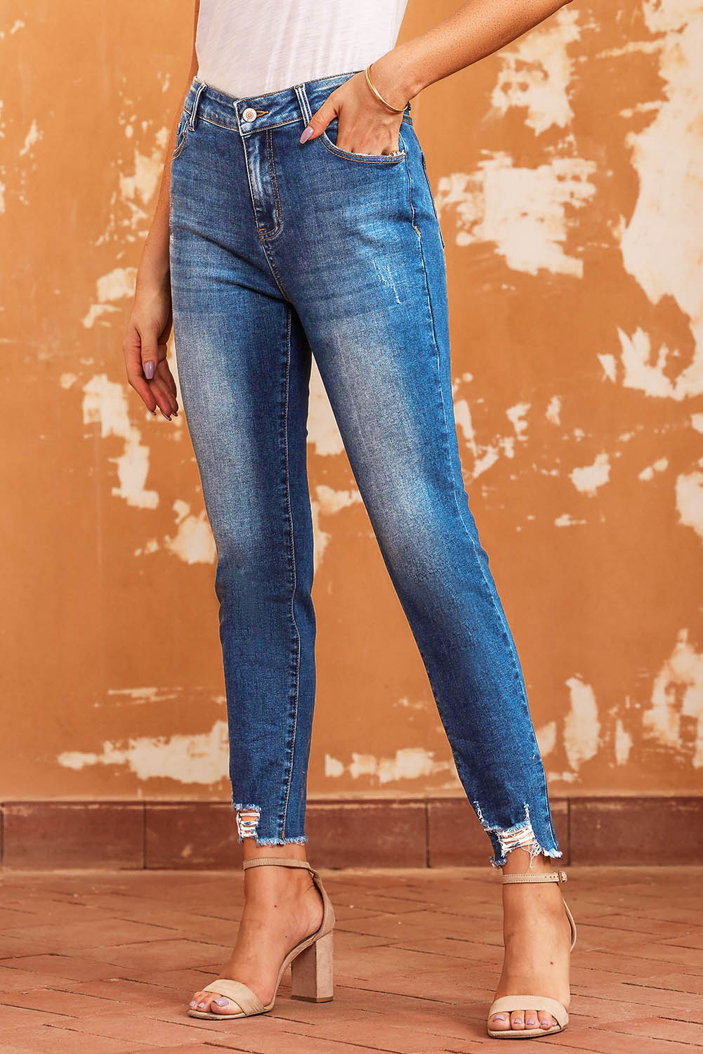 Blue Raw Hem Ankle-length Skinny Jeans - Mudiwa 