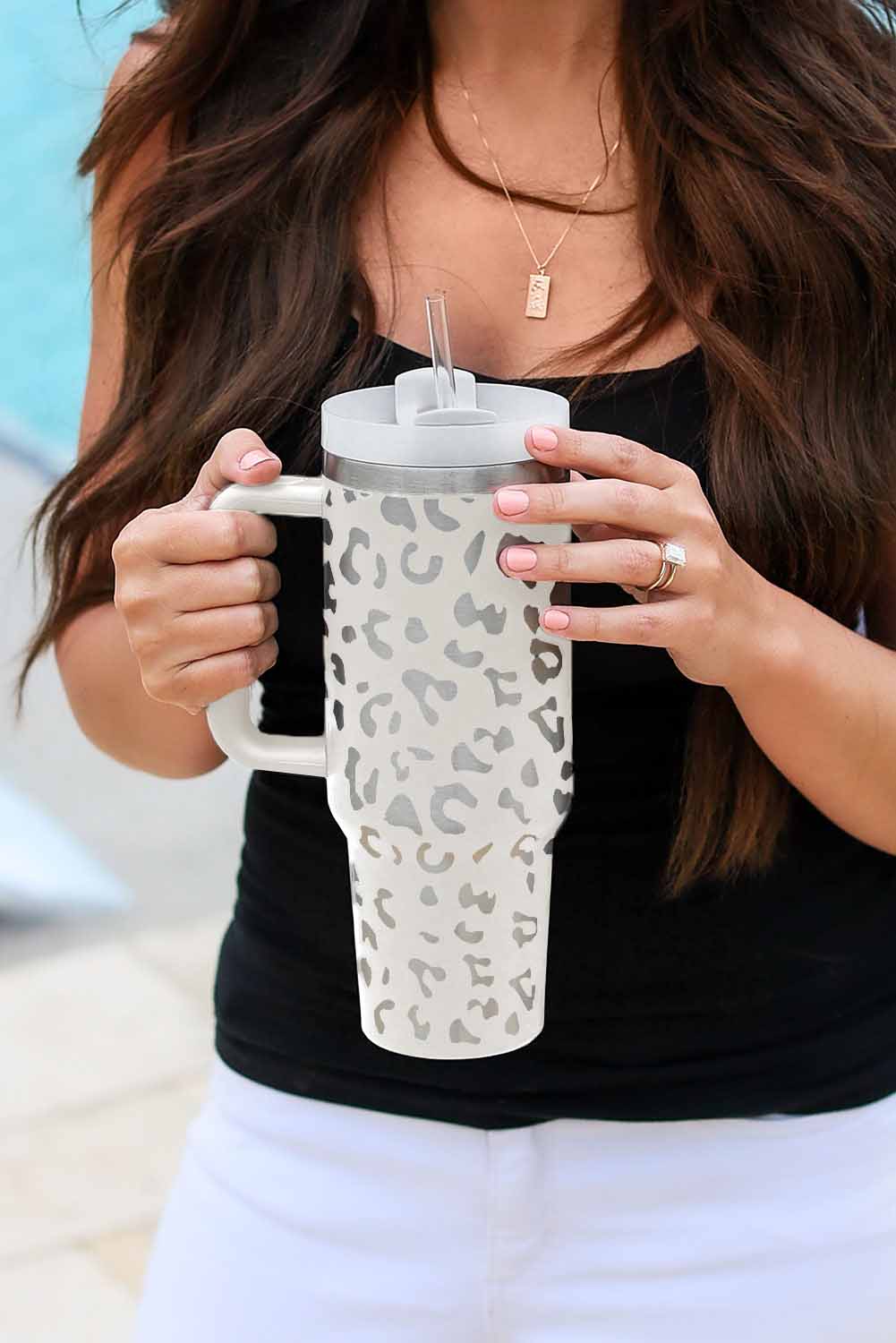 White Leopard Print 40OZ Stainless Steel Portable Cup with Handle - Mudiwa 