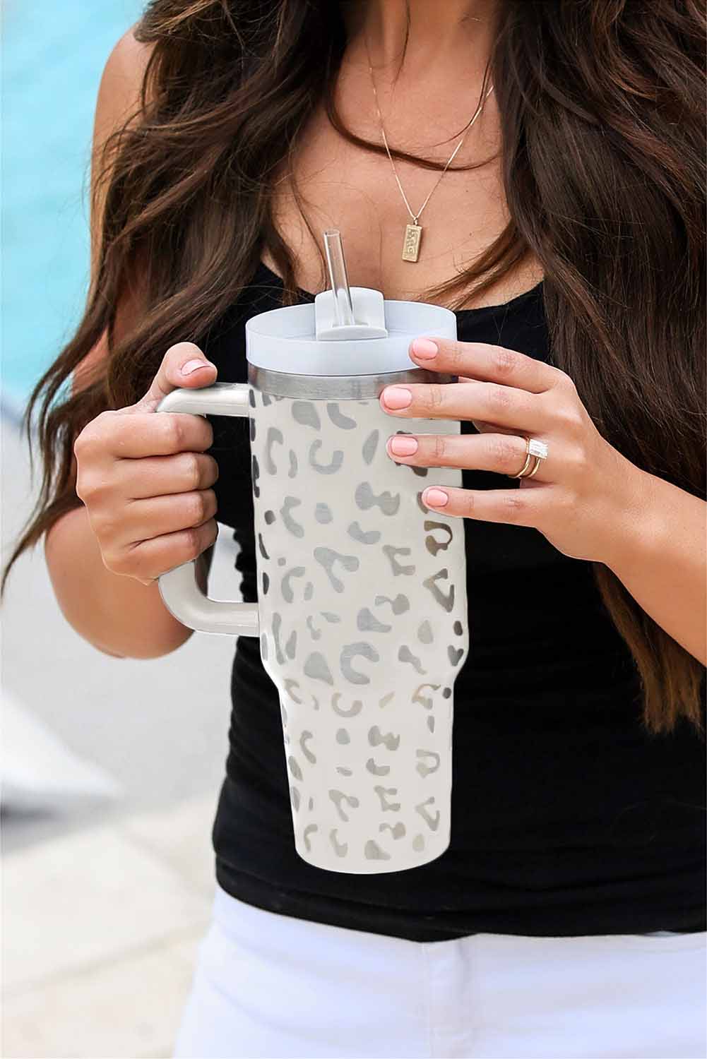 White Leopard Print 40OZ Stainless Steel Portable Cup with Handle - Mudiwa 